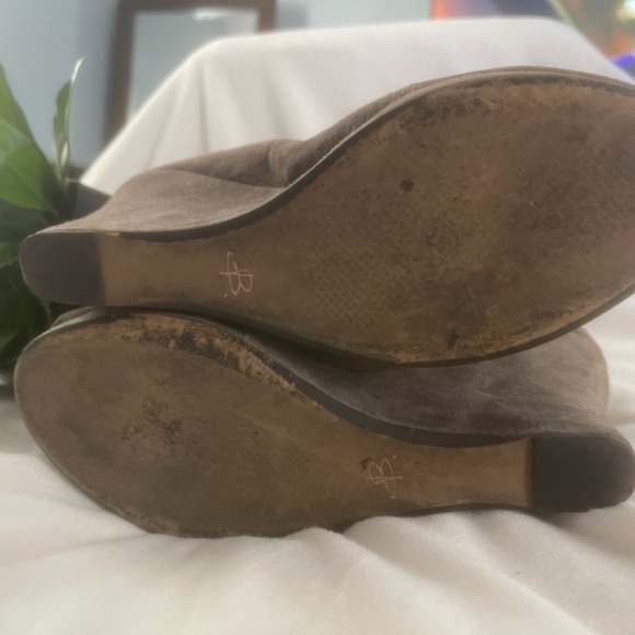 b. makowsky Tan Suede Knot- Centered Strappy Bootie - Picture 5 of 5